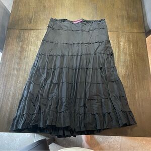 Mix Noveau New York black skirt size L